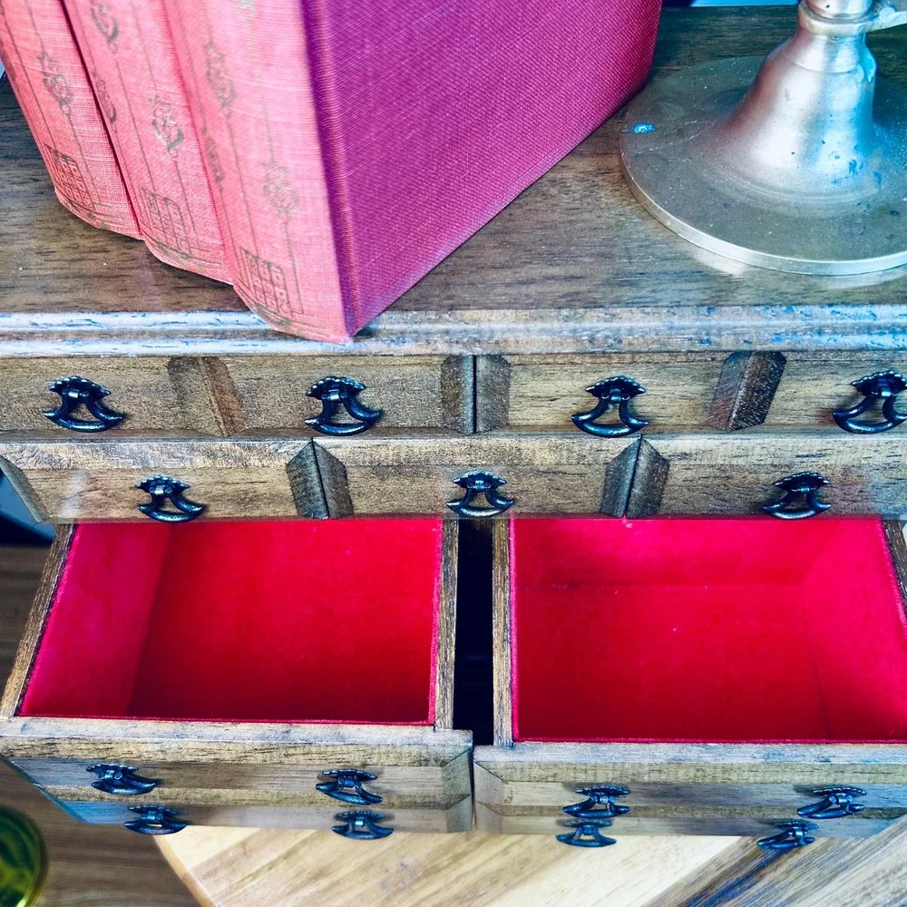 Vintage Jewelry Music Chest‎ Interior Red Lining| Schmid Bros Vintage Luxury